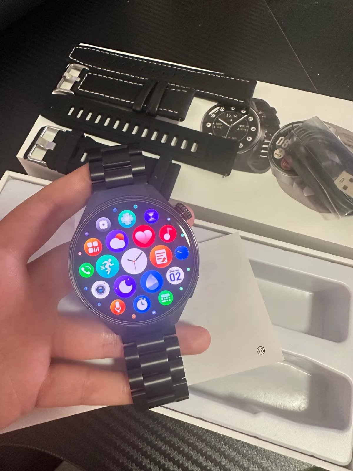 GUHUAVMI G5 Plus Smartwatch - 1.75" AMOLED, Bluetooth Calls & 3 Straps (2026)